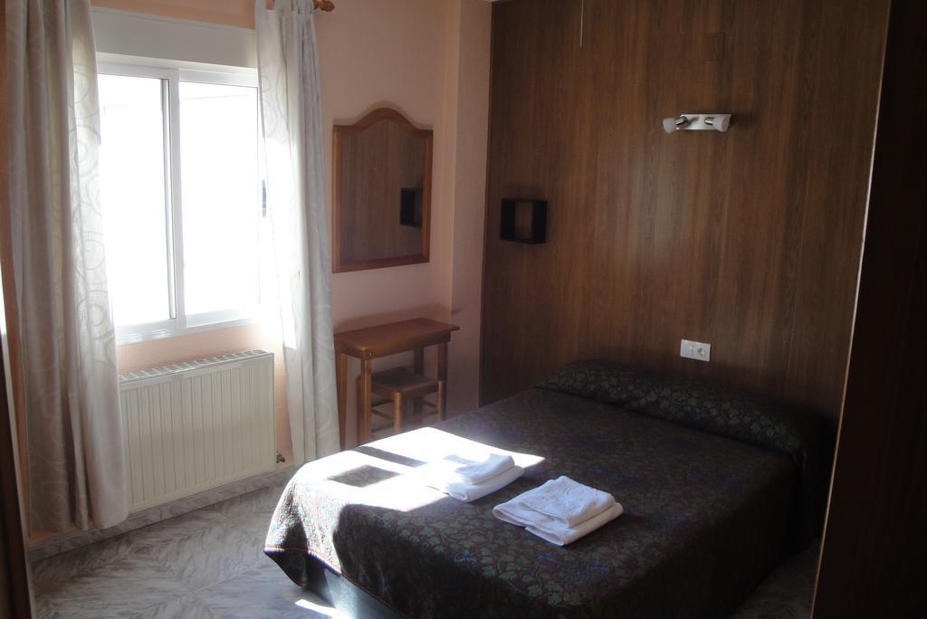 Hostal Cristina Denia Exterior photo